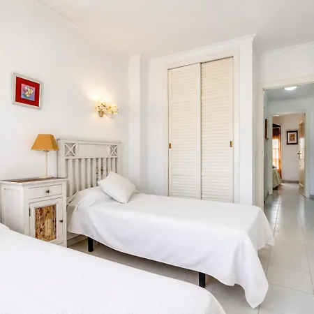 Appartement La Isla - *